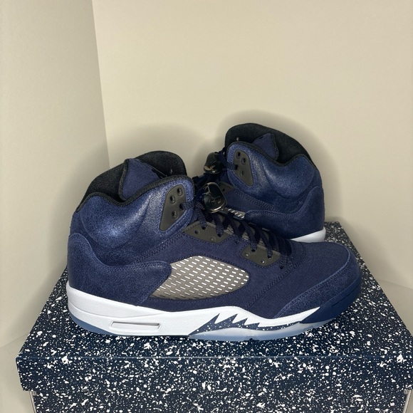 Jordan 5 Midnight Navy “Reverse Georgetown” Men 12.5 FD6812-400 - Picture 1 of 9